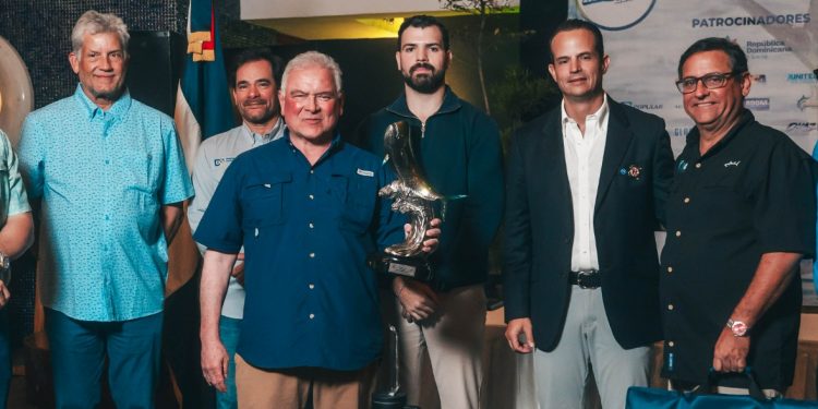 Liquid domina el Torneo de Pesca El Dorado y Lama se lleva la pieza mayor