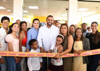 Grupo Pluyer abre nuevo parador gastronómico en Boca Chica
