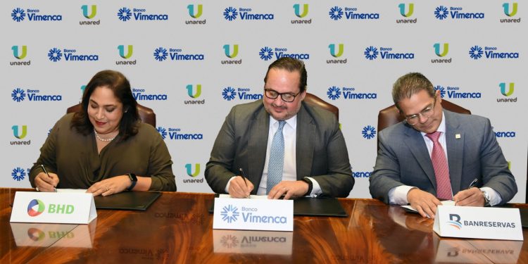 Banco Vimenca amplía servicios al integrarse a la red nacional de cajeros Unared