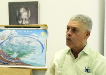 Periodistas de Santiago reciben formación sobre cambio climático y comunicación ambiental
