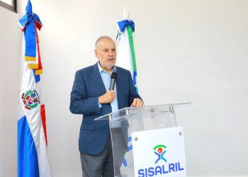 SISALRIL analiza nuevo modelo de financiamiento para fortalecer el sistema de salud
