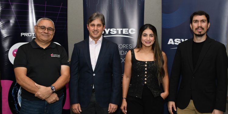 Expertos presentan en Santiago innovadora plataforma para fortalecer la ciberseguridad empresarial