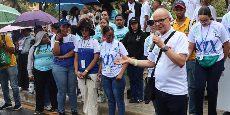 Más de 400 estudiantes participan en peregrinación universitaria nacional en San Pedro de Macorís