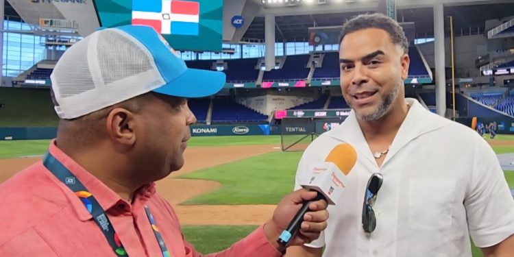 Nelson Cruz destaca el apoyo de los dominicanos al equipo nacional en el Clásico Mundial