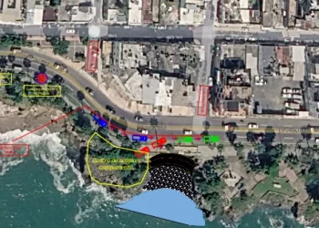 Obras Públicas interviene tramo del Malecón por reparación de socavón
