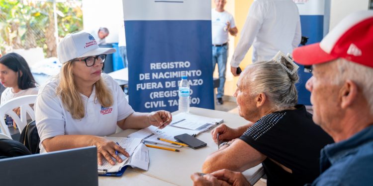 Gobierno lleva jornadas “Primero Tú” a La Vega y Espaillat en apoyo a comunidades vulnerables