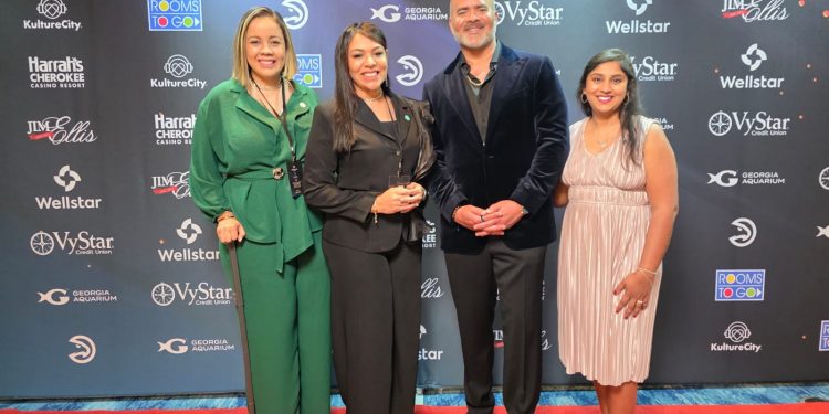 Presentan en República Dominicana innovadores kits sensoriales para personas con neurodiversidad