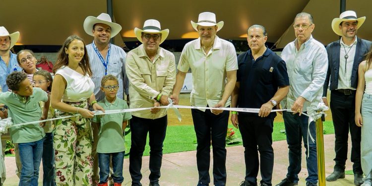 Santiago estrena moderno complejo ecuestre de clase internacional