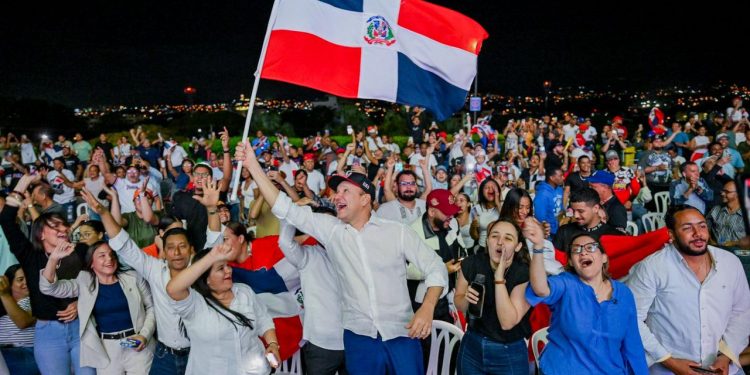 Santiago se prepara para apoyar a RD en pantalla gigante desde el Monumento