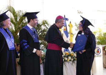 UCATECI celebra su 81.ª graduación con 351 nuevos profesionales en La Vega