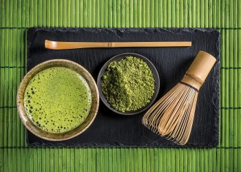 Té matcha: qué es, cuáles son sus beneficios y quiénes deben moderar su consumo