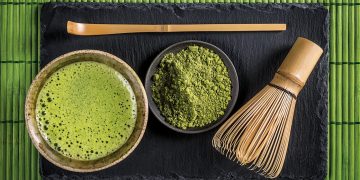 Té matcha: qué es, cuáles son sus beneficios y quiénes deben moderar su consumo