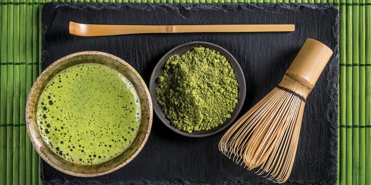 Té matcha: qué es, cuáles son sus beneficios y quiénes deben moderar su consumo
