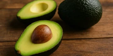 ¿Antojos nocturnos? El aguacate se perfila como aliado saludable para calmar el hambre