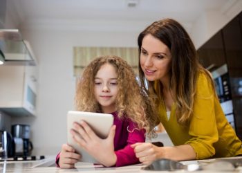WhatsApp anuncia cuentas para menores con supervisión directa de los padres
