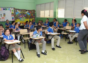 Educación condena interrupciones de clases y defiende cumplimiento del calendario escolar