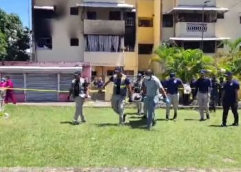 Tragedia en Santo Domingo Este: hombre mata a su pareja y luego incendia vivienda
