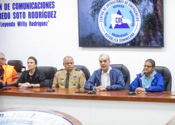 Gobierno activa operativo de emergencia por lluvias y asiste a familias afectadas