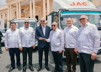 Abinader fortalece al INESPRE con nueva flotilla para llevar alimentos más baratos a todo el país