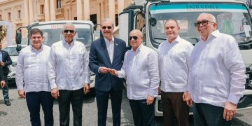 Abinader fortalece al INESPRE con nueva flotilla para llevar alimentos más baratos a todo el país