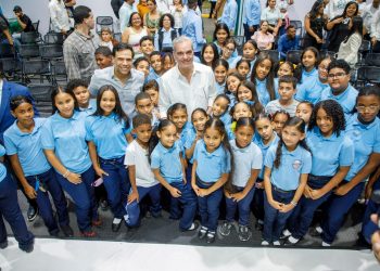 Abinader resalta impacto cultural de la Feria Regional del Libro y exhorta al Cibao a disfrutarla