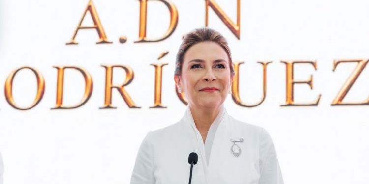 Carolina Mejía destaca transformación histórica de Santo Domingo en su rendición de cuentas