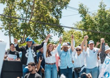 Carolina Mejía fortalece su respaldo político con masivo apoyo en Monseñor Nouel