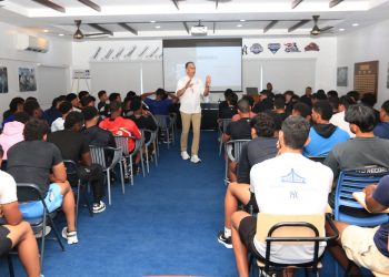DCNB fortalece formación de prospectos de Yankees con charla sobre liderazgo e integridad