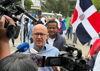 Domínguez Brito advierte sobre el deterioro de la Cordillera Septentrional y urge su protección