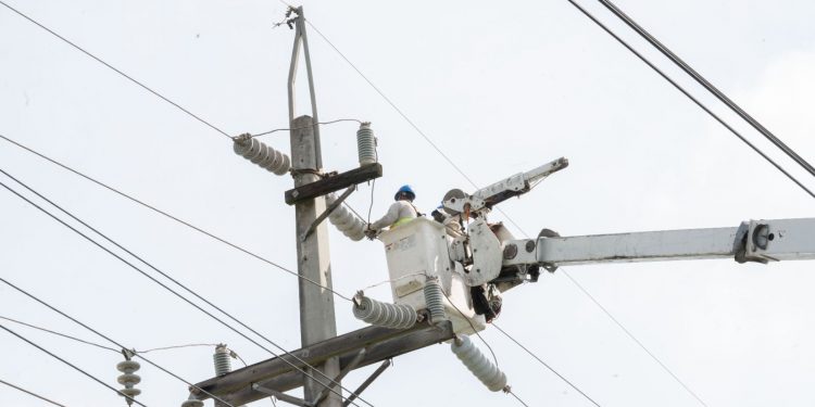 ETED anuncia mantenimiento en línea de transmisión de Hato Mayor para fortalecer servicio eléctrico