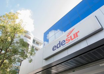 Lluvias intensas provocan fallas eléctricas y afectan servicio en varias zonas del país