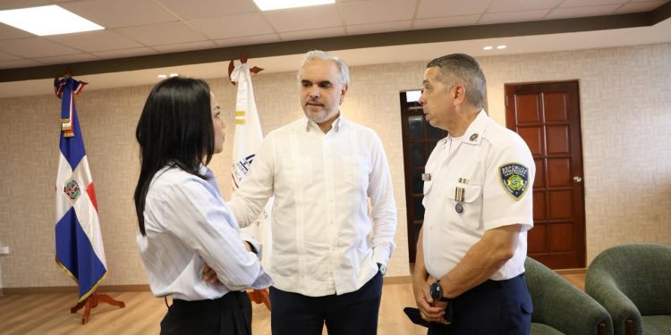 Educación y autoridades refuerzan plan nacional de seguridad en escuelas públicas