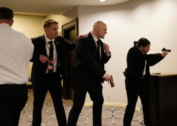 FBI mantiene dudas sobre autor del disparo a agente del Servicio Secreto en cena con Trump