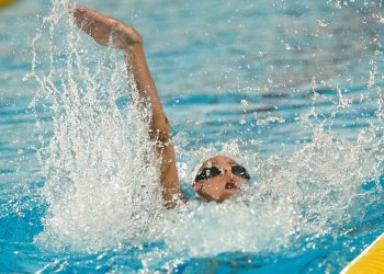 Nadadores dominicanos brillan en el Swim Open 2026 con múltiples medallas
