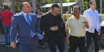 Empresario internacional explora a Santiago como epicentro de espectáculos y turismo cultural