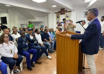 Eugenio Cedeño plantea renovar el PRM con unidad, defensa del Gobierno y liderazgo emergente