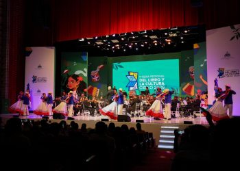 Feria Regional del Libro del Cibao cierra con más de 100 mil visitantes y ventas millonarias