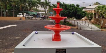 ACDS rinde homenaje a Freddy Caputo con inauguración de fuente en su Casa Club