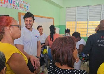 Fundación GBC y Raymond Rodríguez llevan jornada médica gratuita a Arroyo Hondo
