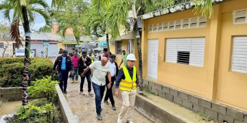 Gobierno interviene escuelas afectadas por inundaciones en Puerto Plata