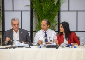 Gobierno refuerza estrategias de seguridad en reunión encabezada por Abinader