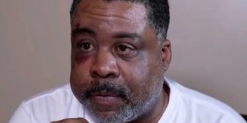 Hombre agredido por detectives en Brooklyn demanda al NYPD por 100 millones de dólares