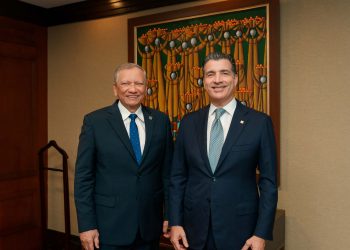 Banco Popular y Banreservas reafirman compromiso con estabilidad y desarrollo nacional