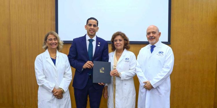 SeNaSa y el Instituto Dermatológico fortalecen alianza para ampliar atención especializada en el país
