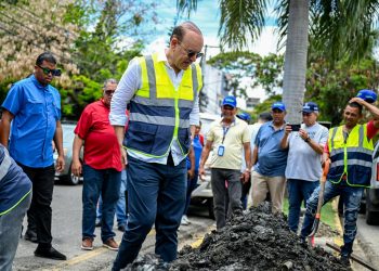 Alcaldía de Santiago refuerza labores de limpieza para prevenir inundaciones