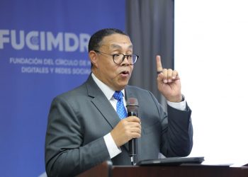 Víctor Bautista advierte que dominar la IA sin ética deja al periodismo sin credibilidad