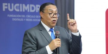 Víctor Bautista advierte que dominar la IA sin ética deja al periodismo sin credibilidad