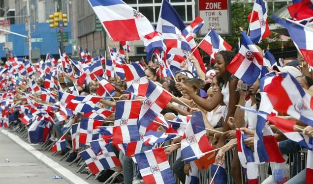 Alza del costo de vida golpea a dominicanos en Nueva York y presiona sus finanzas familiares