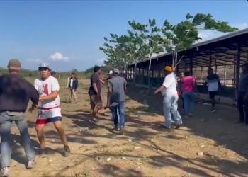 Denuncian presunta invasión de tierras con respaldo de funcionarios en Montecristi