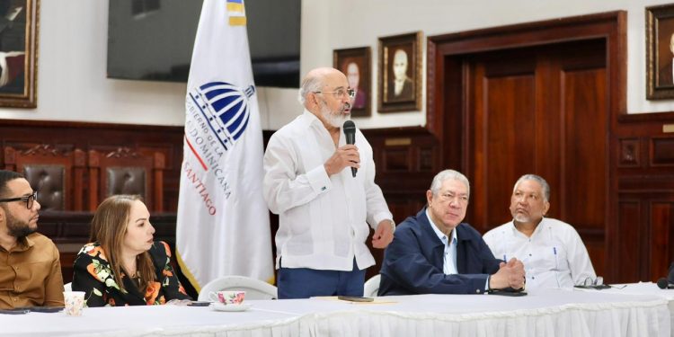 Comunicadores destacan inversión histórica de Abinader en Santiago